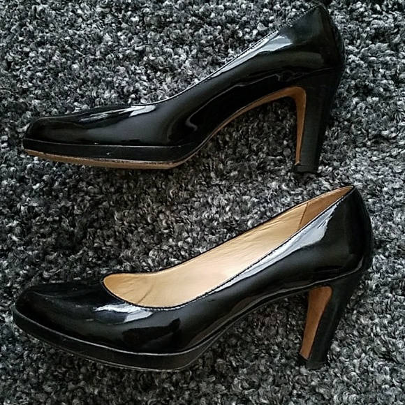 Cole Haan almond toe pump size 6 - Picture 3 of 6